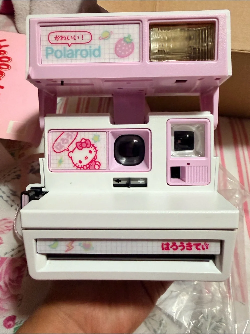 Hello Kitty x Polaroid Instant Camera - Pink & White